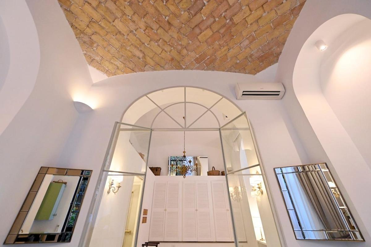 Romantic Silent Garden Apartment Rom